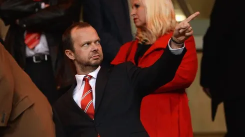 Manchester United poised to complete double move for Pedro and Nicolas Otamendi