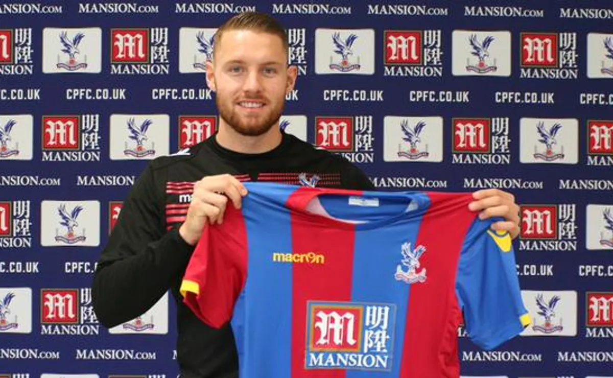 Crystal Palace sign Connor Wickham in £6 million deal - World Soccer Talk