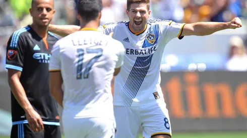 Steven Gerrard denies El-Hadji Diouf racism claim