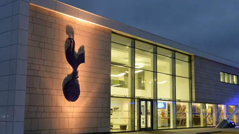 Pochettino cautious about Tottenham title talk