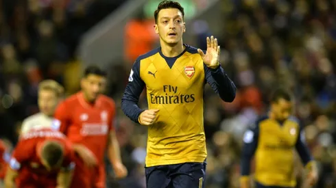Wenger optimistic over Ozil's Arsenal return