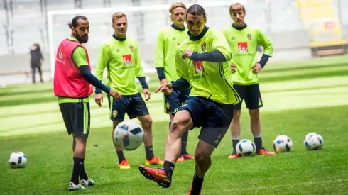 Berg preferred to Guidetti to partner Ibrahimovic in Sweden attack