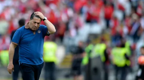 Porto release coach Peseiro