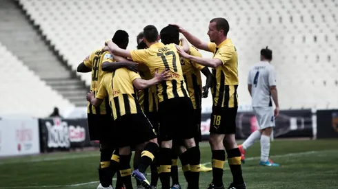 AEK upset Olympiakos in Greek Cup final