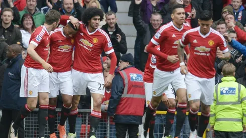 Manchester United's Fellaini ban adds to Van Gaal selection headache