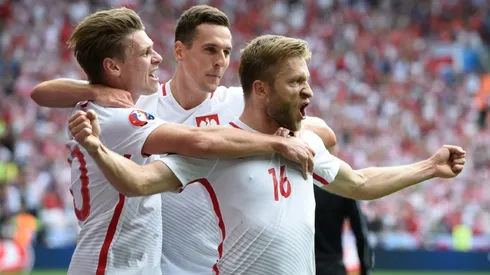 Xhaka miss sends Poland into Euro 2016 quarters