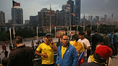 Thunderstorm halts Copa semi