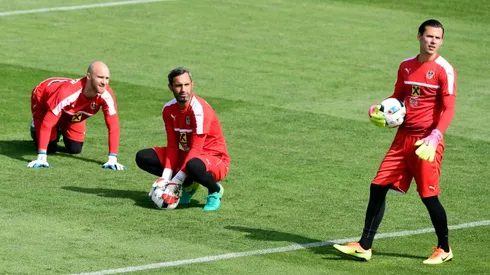 Last chance for stuttering Austria to salvage Euro 2016 campaign