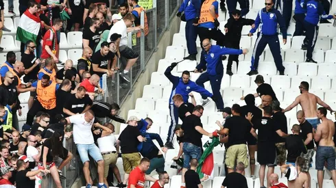 Fighting before Hungary-Iceland Euro 2016 match