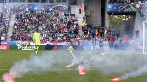 Cacic slams Croatia's 'terrorist' supporters