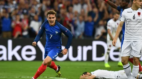 Last gasp France into Euros last 16