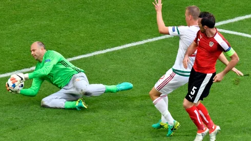 Hungary's Storck salutes record-breaker Kiraly