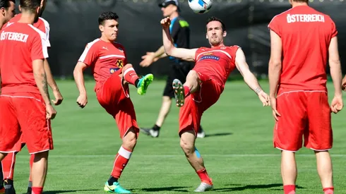 Austria look to lay down Euro 2016 marker against old foe Hungary