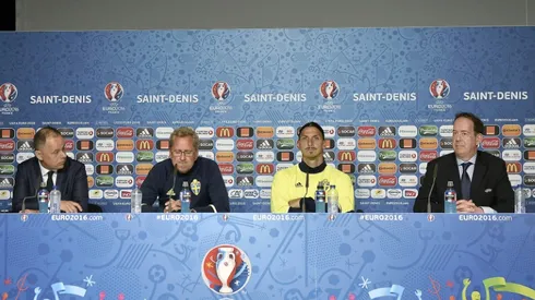 'The legend can still deliver', warns Zlatan