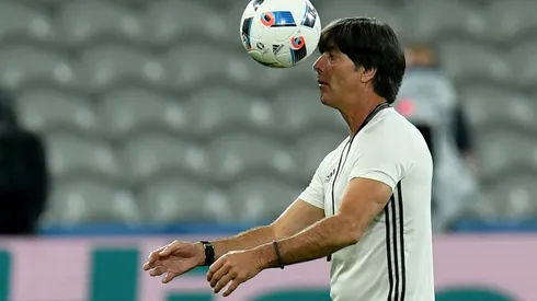 Germany launch Euro campaign with point to prove