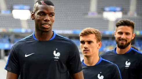 France open Euro 2016 on a mission to lift national gloom