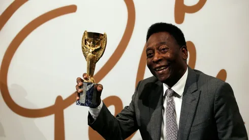 Pele scores big with sale of trophy