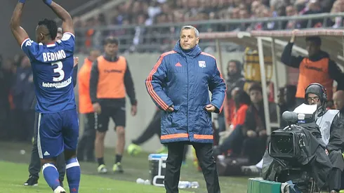Lyon coach Genesio signs new deal