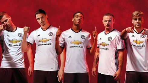 Manchester United's vanity transfer signings won't help change the team's style