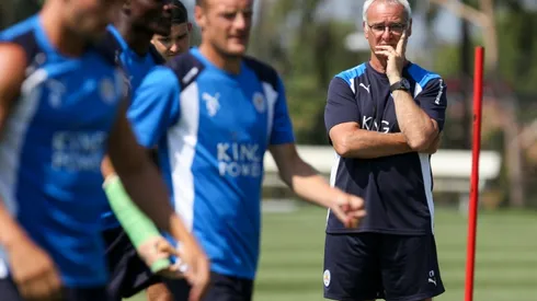 Ranieri sets survival target for champions Leicester