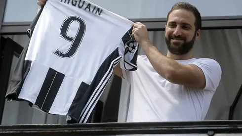 Juventus boss Allegri 'can't wait' to work with new boy Higuain