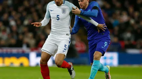 Spurs sign hotshot Dutch striker Vincent Janssen