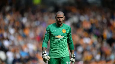 Middlesbrough sign up goalkeeper Valdes