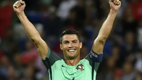 Ronaldo ends Wales's Euro fairytale with record goal