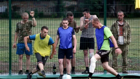 Ukraine soldiers stage own frontline football tournament