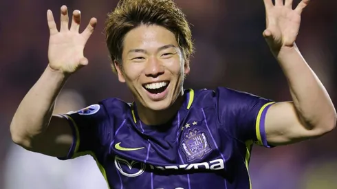 Arsenal sign promising Japanese striker