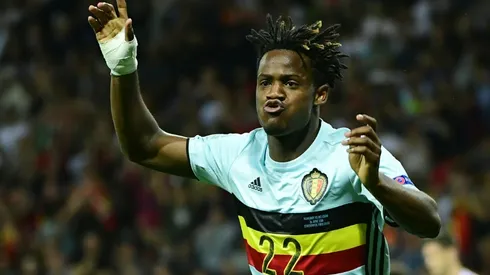 Chelsea sign Batshuayi on five-year deal