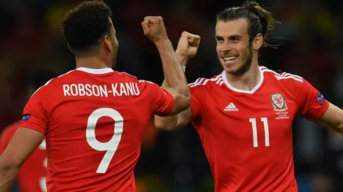 Robson-Kanu fires Wales to historic Euro 2016 semi-final