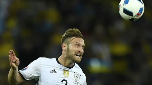 Germany's Mustafi and Arsenal agree terms - agent