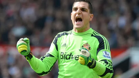 Sunderland lose Mannone for three months