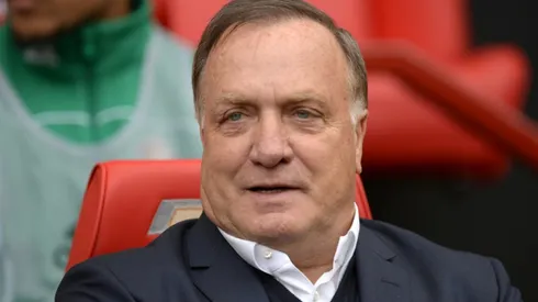 Fenerbahce choose Advocaat to reverse fortunes