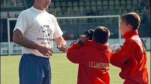 Ibrahimovic treads in Cantona's Man Utd footsteps