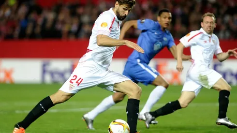 Swansea add firepower with World Cup winner Fernando Llorente