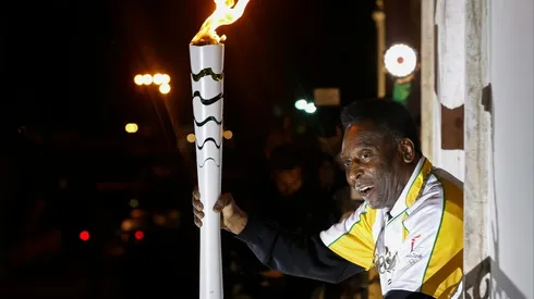 Pele's health threatens to douse Olympic flame hopes