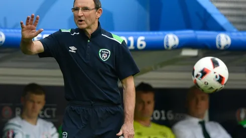 O'Neill allays Irish concerns and signs new contract