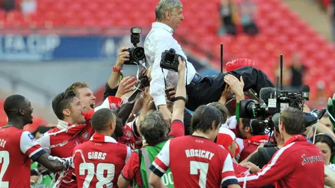 Wenger anniversary at Arsenal underlines slipping standards