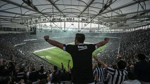 Istanbul lifts ban on away fans at football derbies