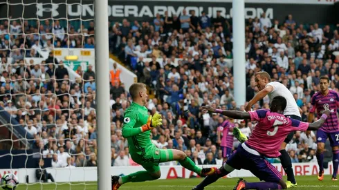 Pain for Kane as Spurs sink Sunderland