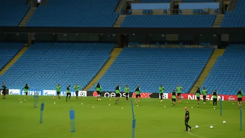 Gladbach say 'sorry' to absent fans' bosses