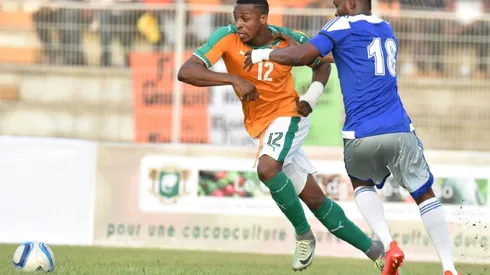Champions Ivory Coast survive scare to qualify