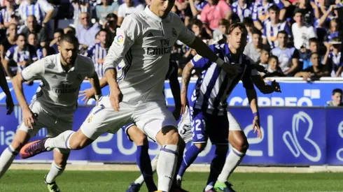 Ronaldo hat-trick extends Madrid's La Liga lead