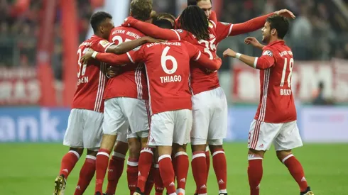Bayern march on in cup, Dortmund need penalties