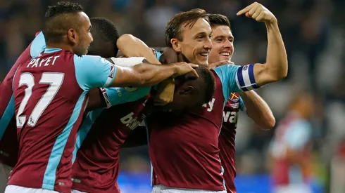 West Ham oust rivals Chelsea to reach quarters
