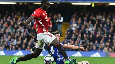 Manchester United fear serious injury for Bailly