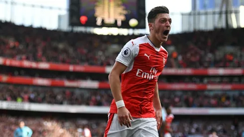 Arsenal can last pace in title race, says Wenger