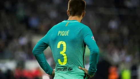 Barcelona's Gerard Pique sticking to Spain retirement plan